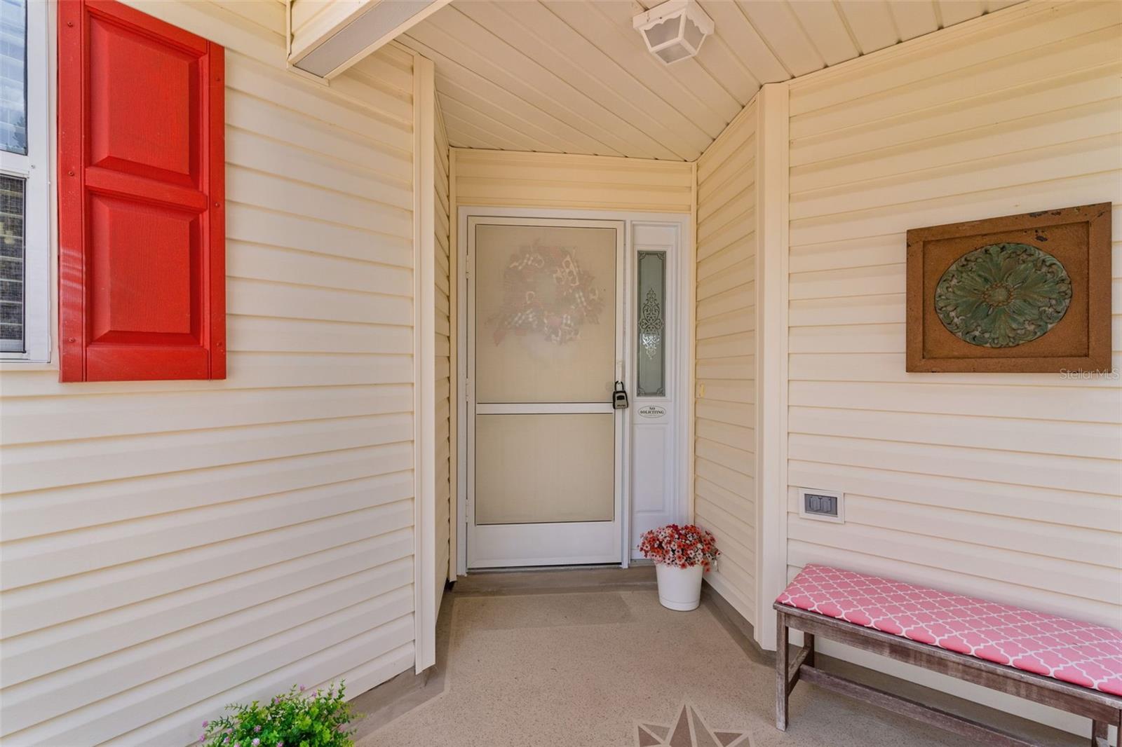 401 Calhoun Court, FL