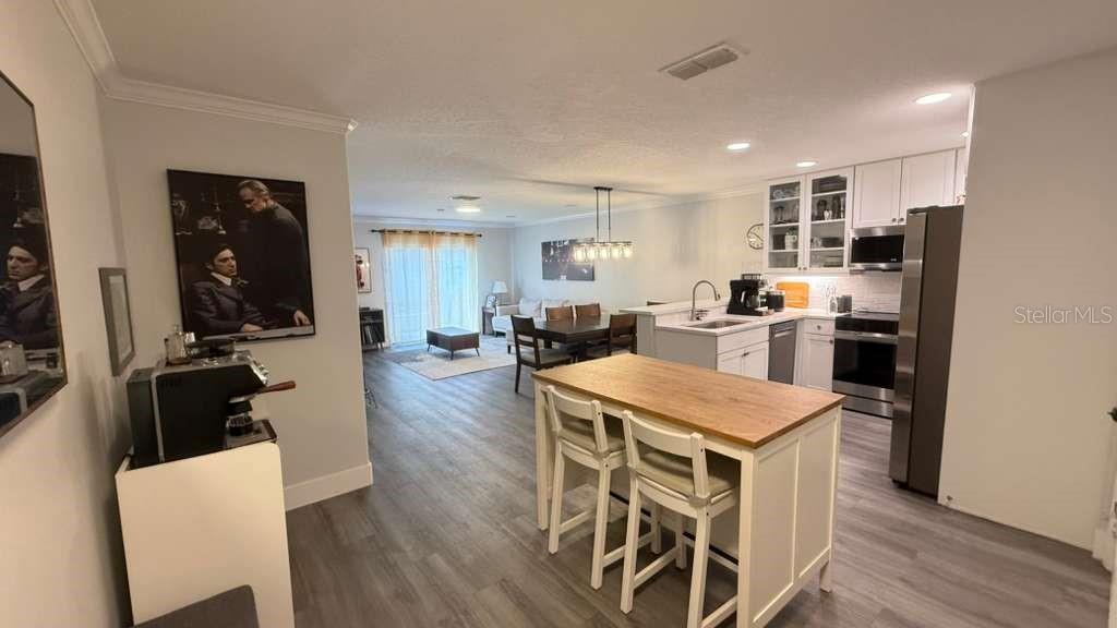 5073 Kingscrest Lane, FL