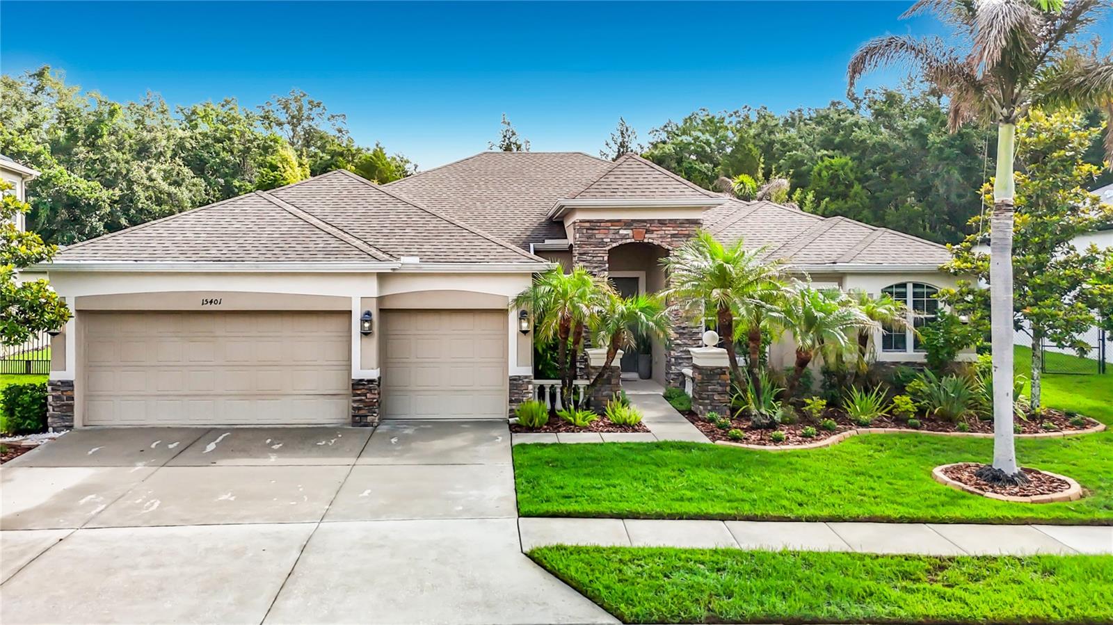 15401 Azra Dr, FL