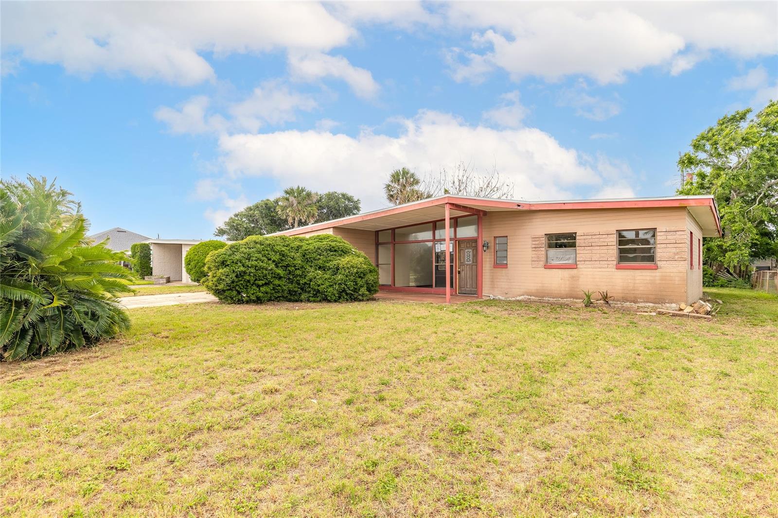 100 Carolyn Terrace, FL