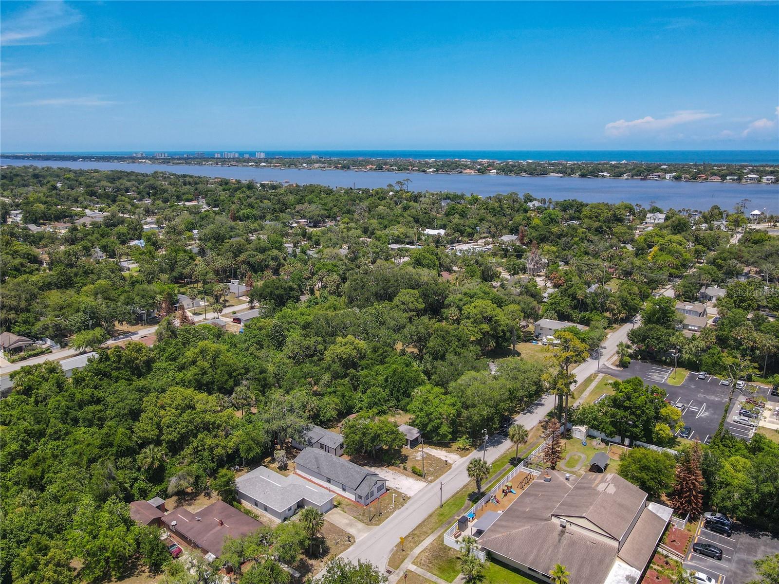 169 Lincoln Ave, FL