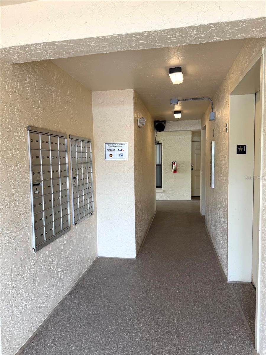 1000 Cove Cay Drive, FL