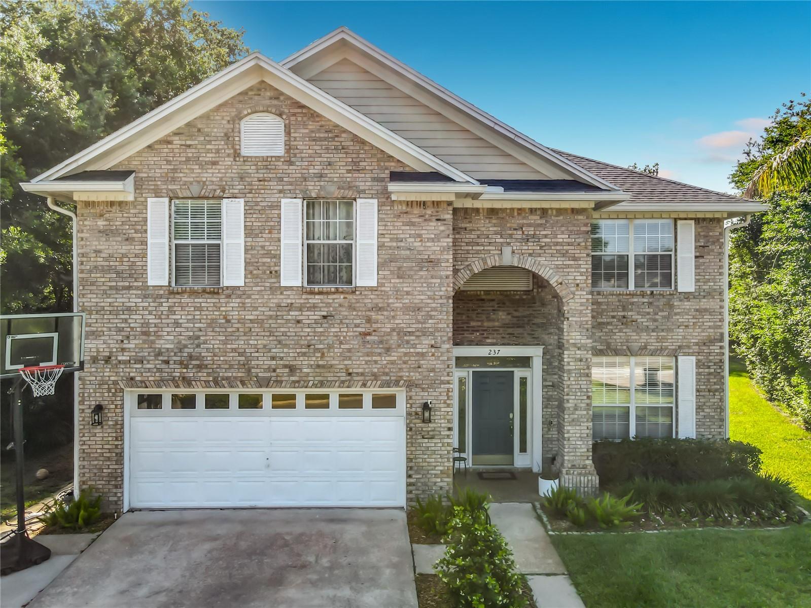 237 Cedarwood Ct, FL
