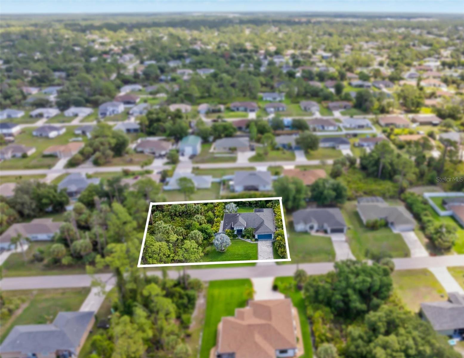 2420 Sheila Ln, FL