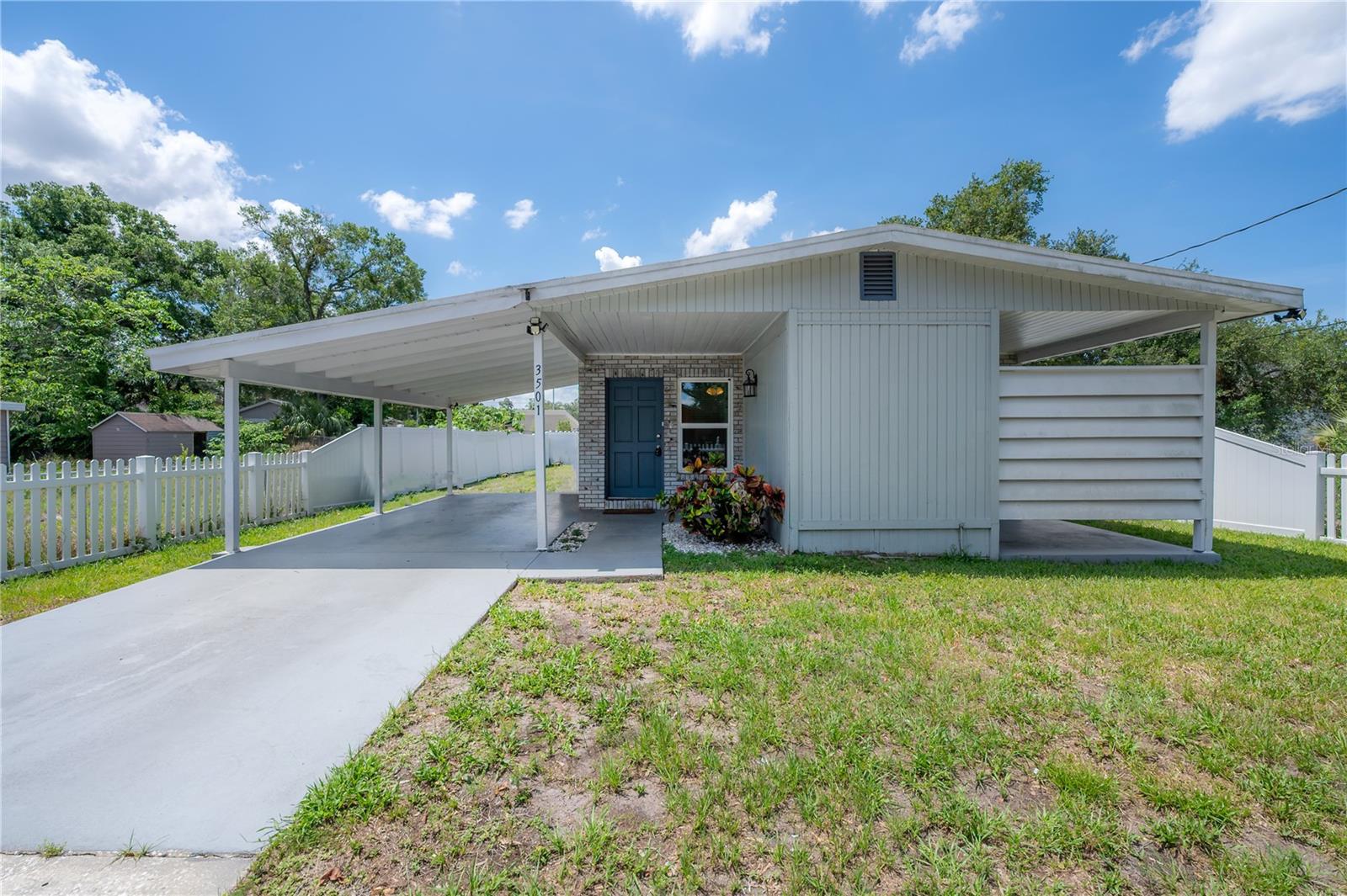 3501 E Mcberry St, FL
