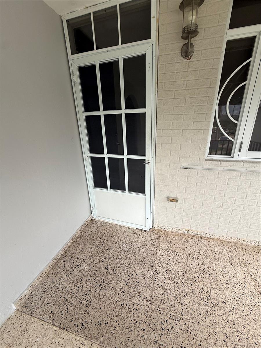 E-20 Calle 4 Santa Rosa, PR