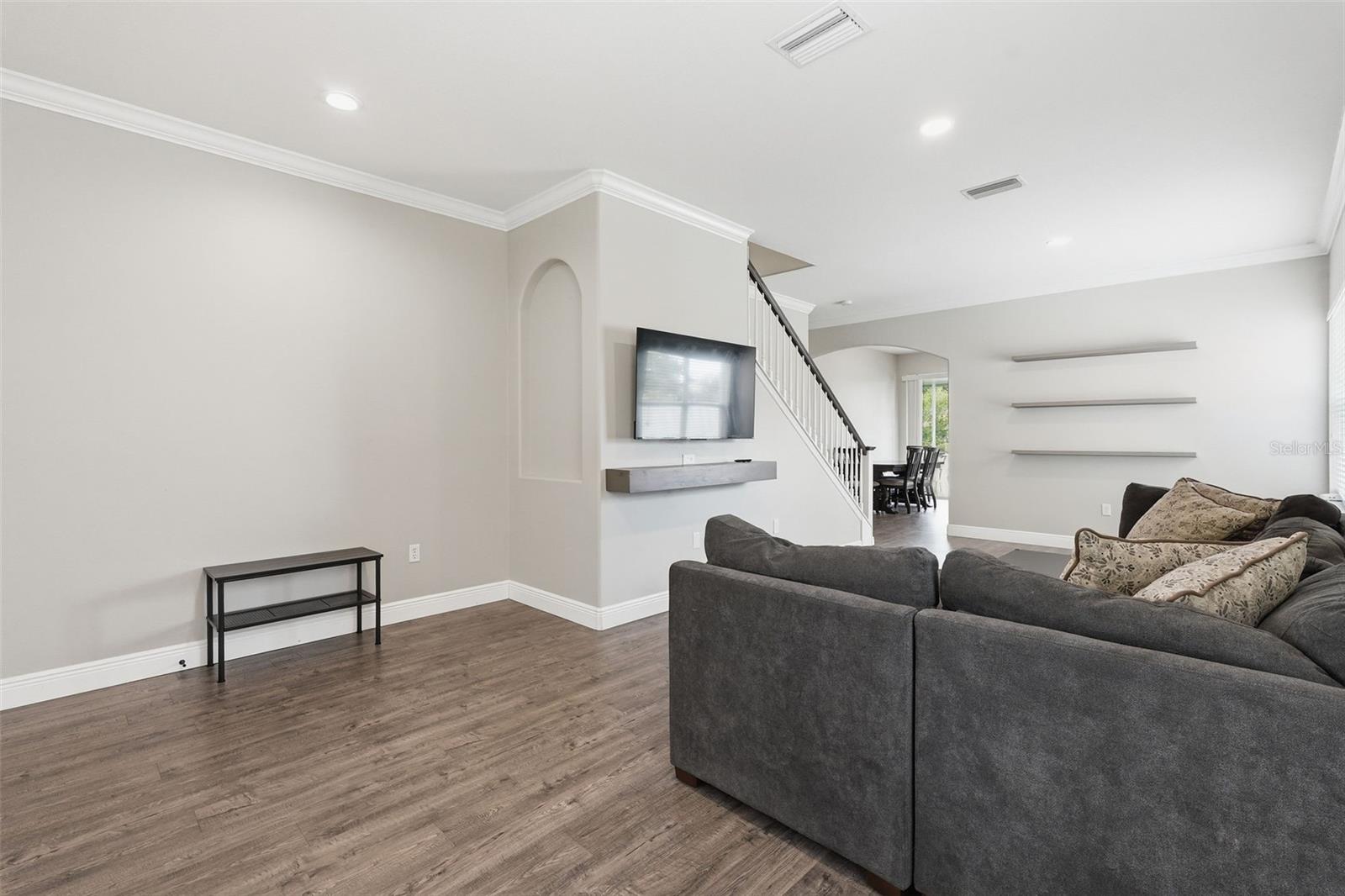 8836 Cameron Crest Drive, FL