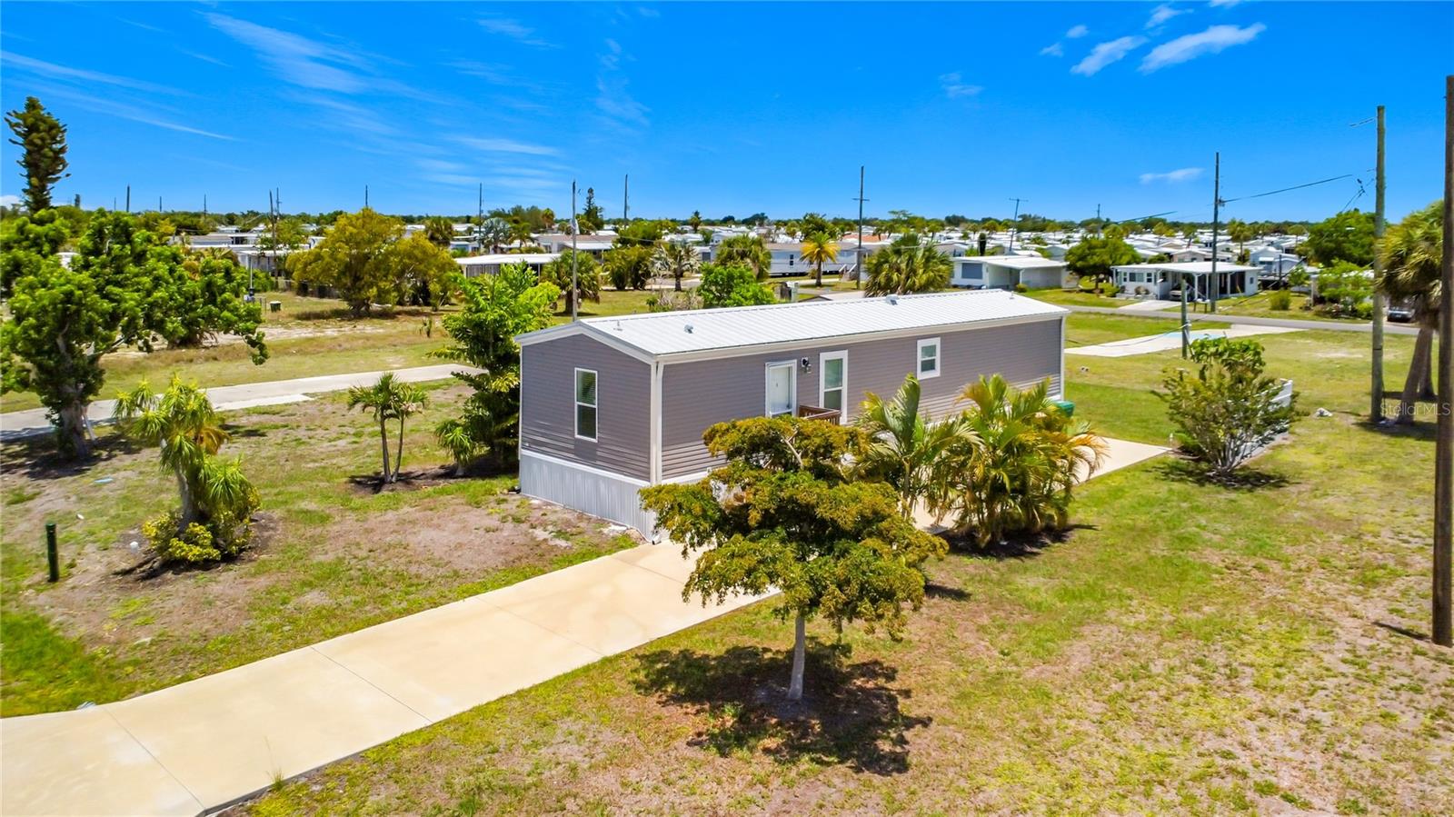 1433 Seagull Dr, FL
