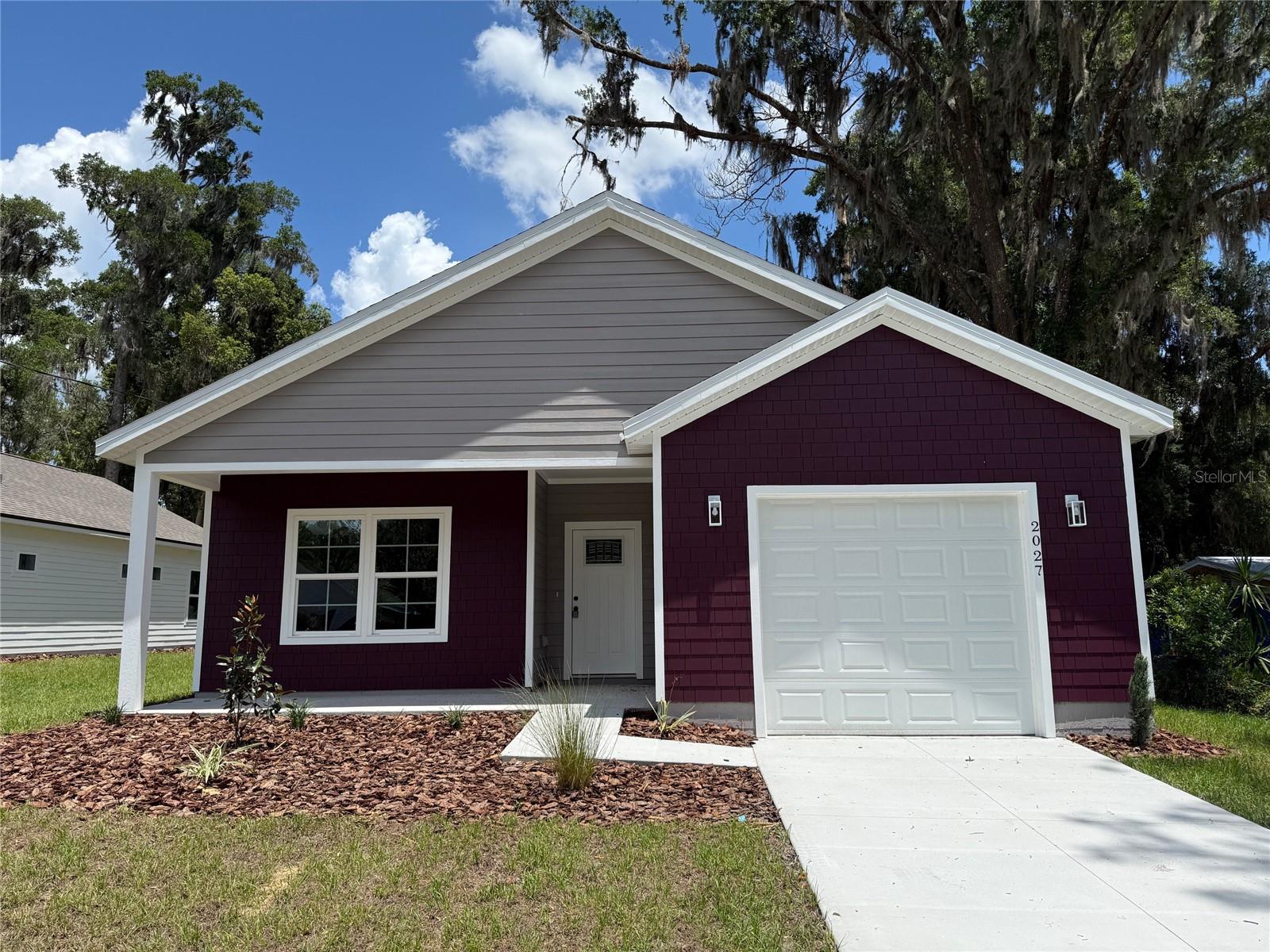 2027 45 Terrace, FL