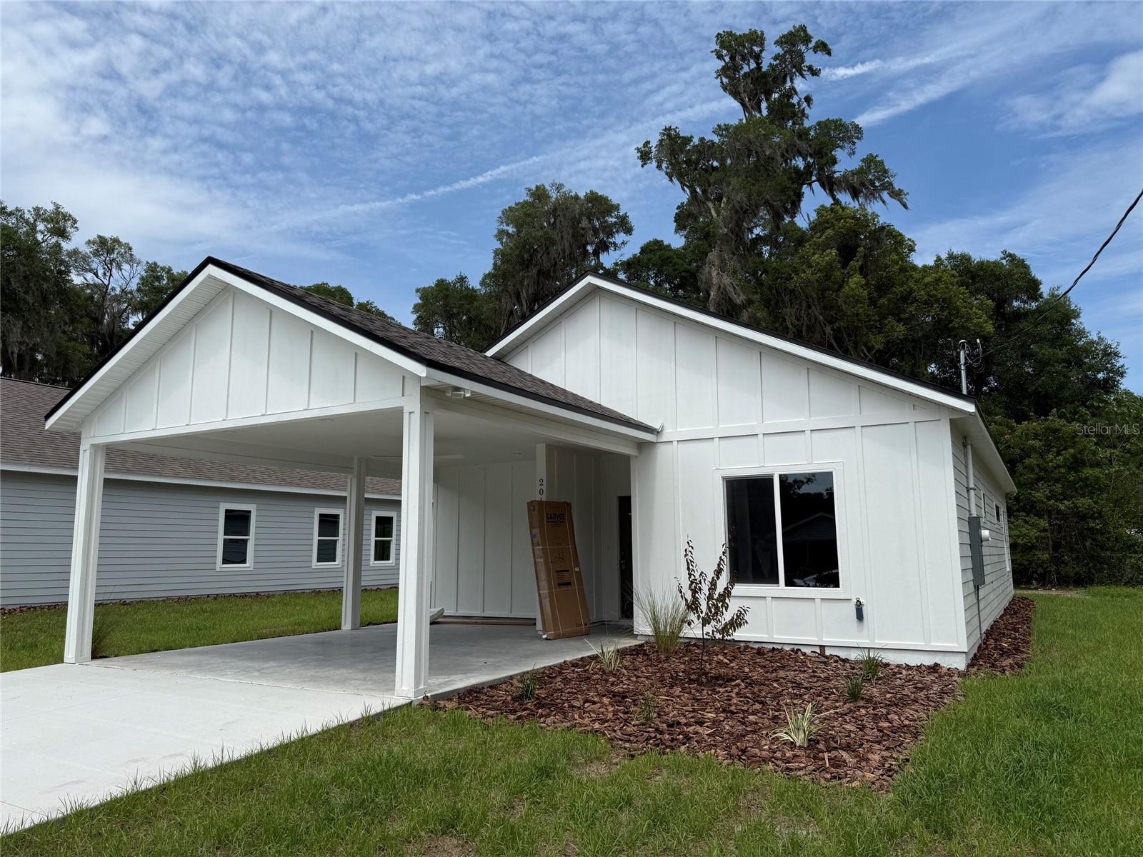 2019 45 Terrace, FL