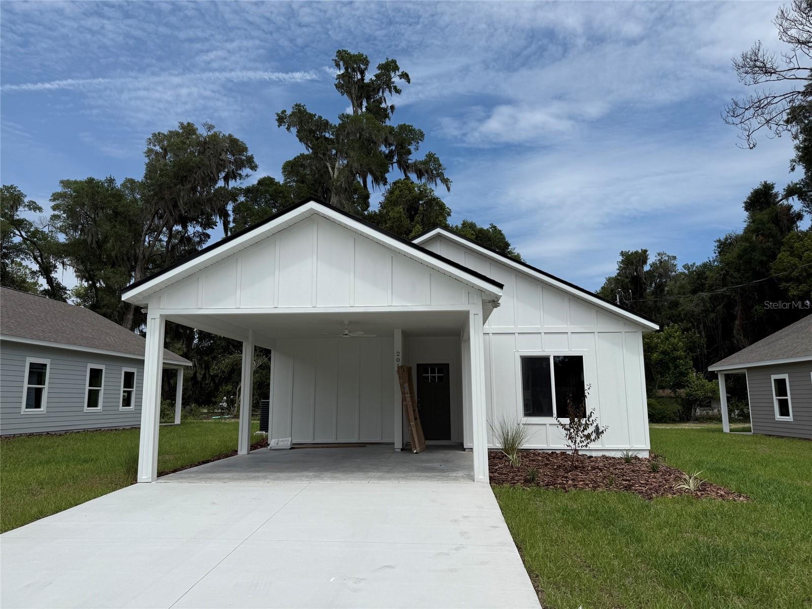 2019 45 Terrace, FL