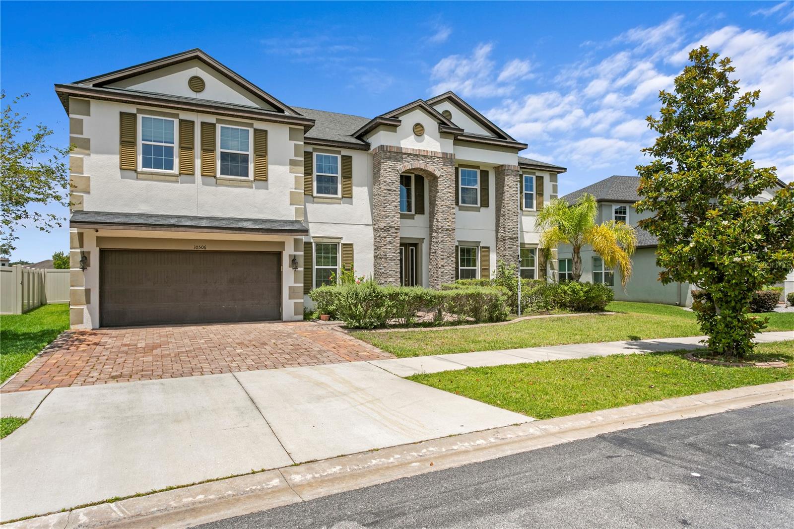 10506 Alcon Blue Drive, FL