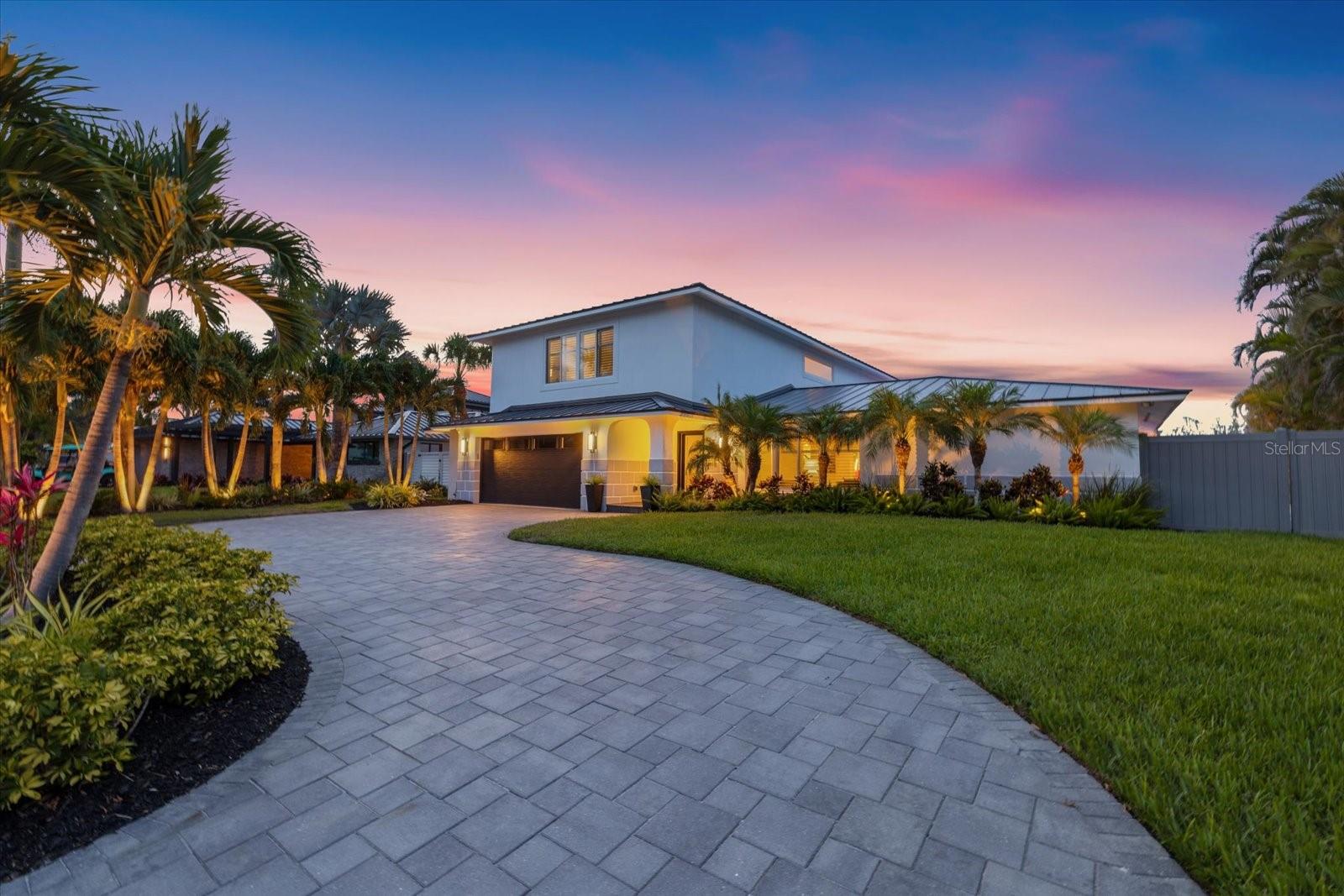 813 Idlewild Way, FL