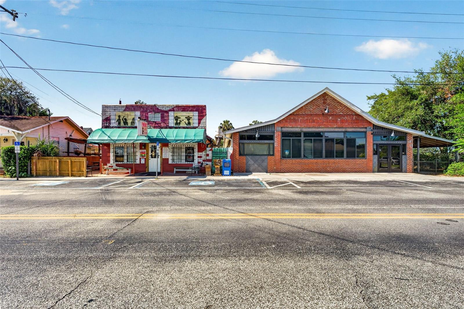 32750 Pennsylvania Ave, FL