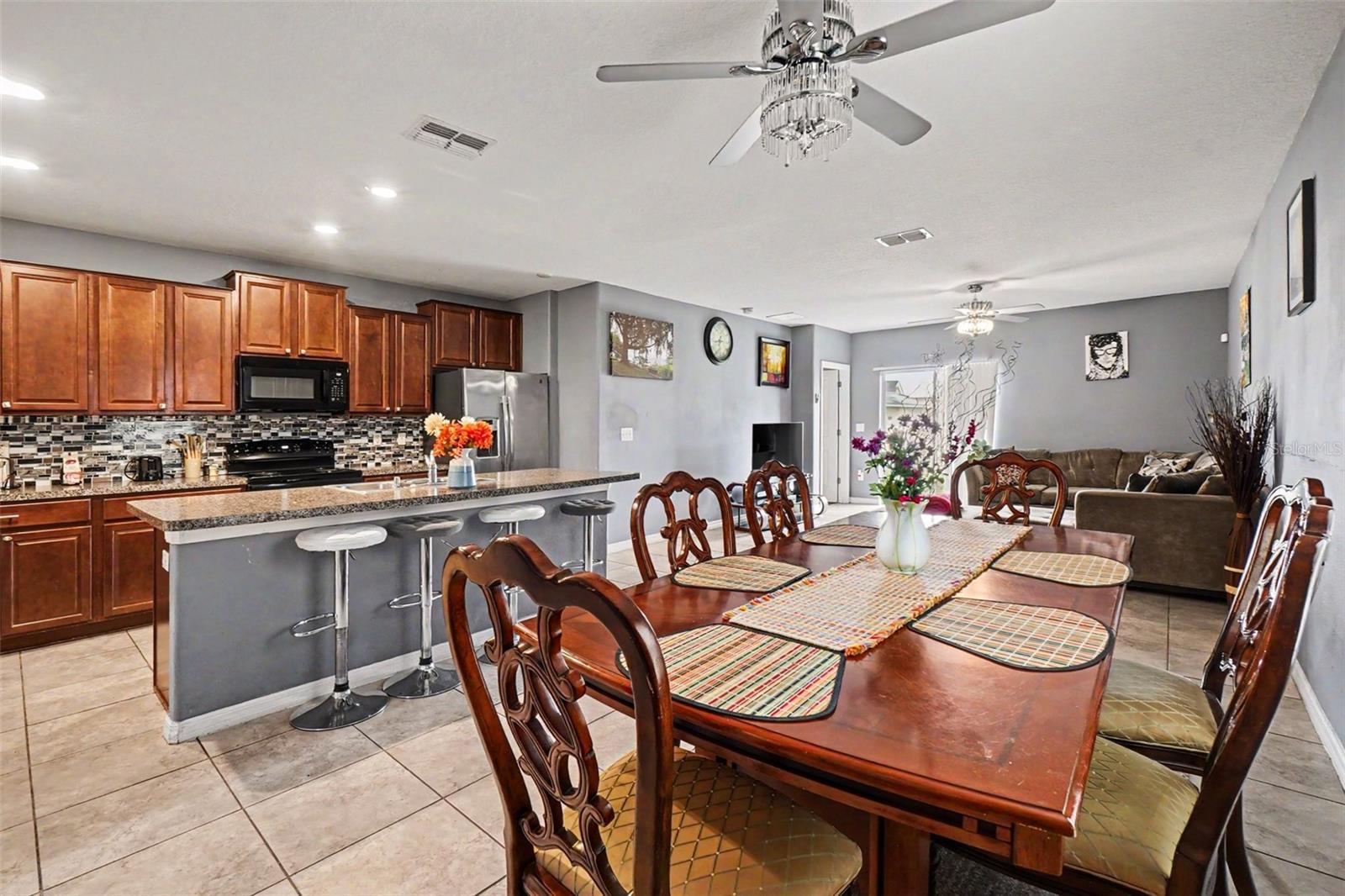 6711 Blue Moon Way, FL