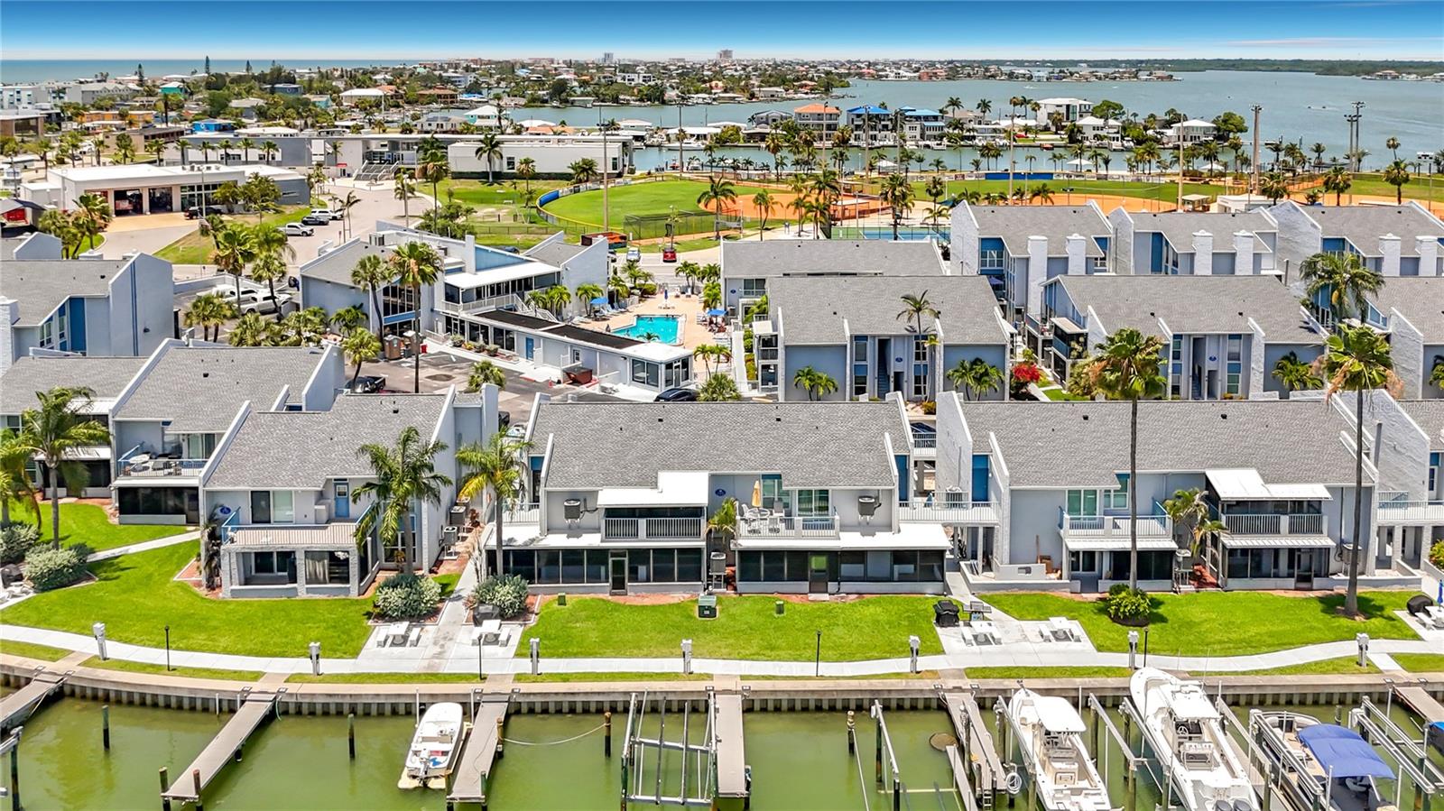 245 Medallion Blvd #G, FL
