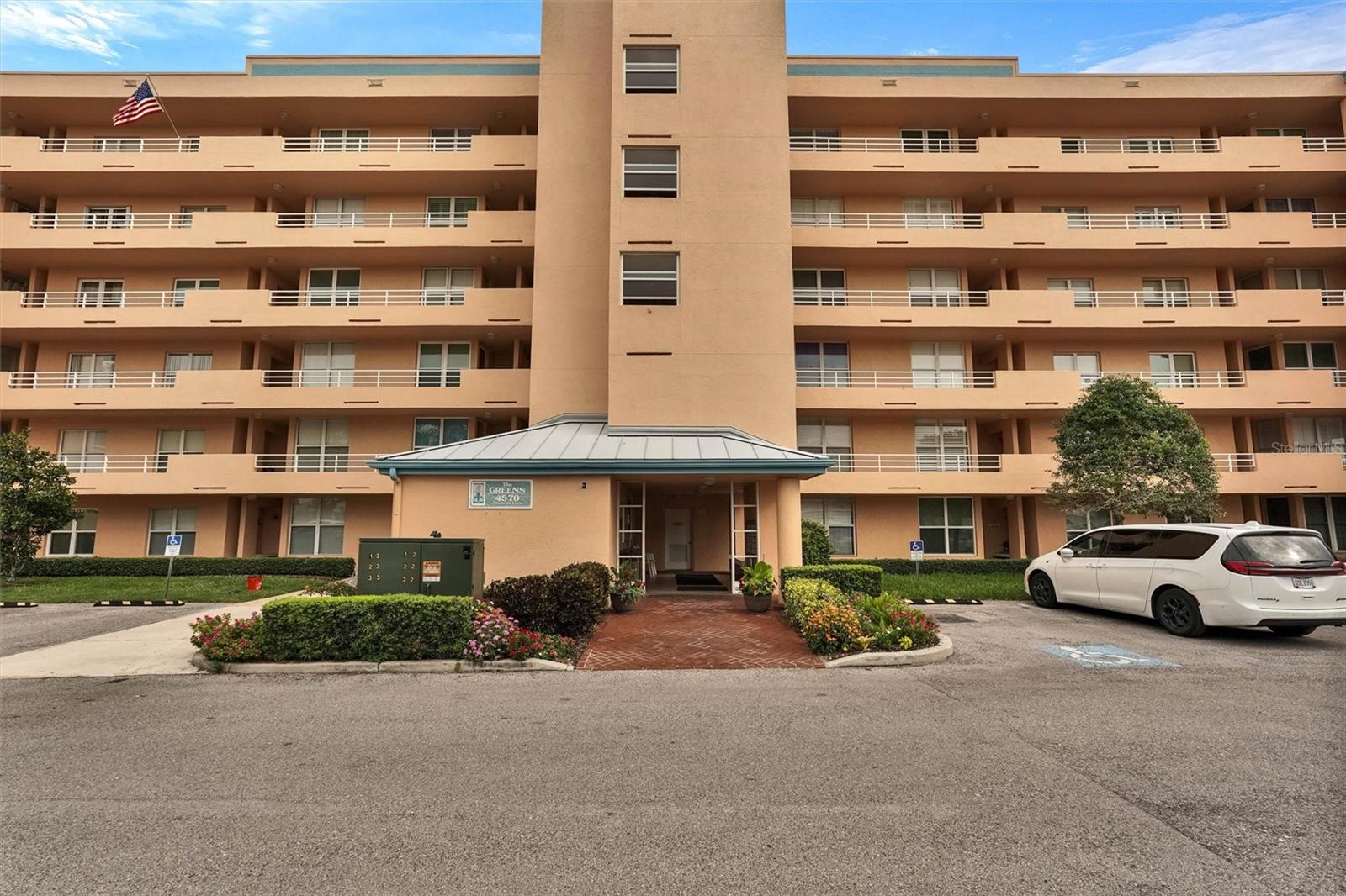 4570 Pinebrook Circle Circle, FL