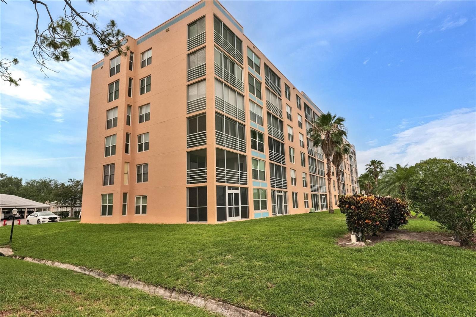 4570 Pinebrook Circle Circle, FL