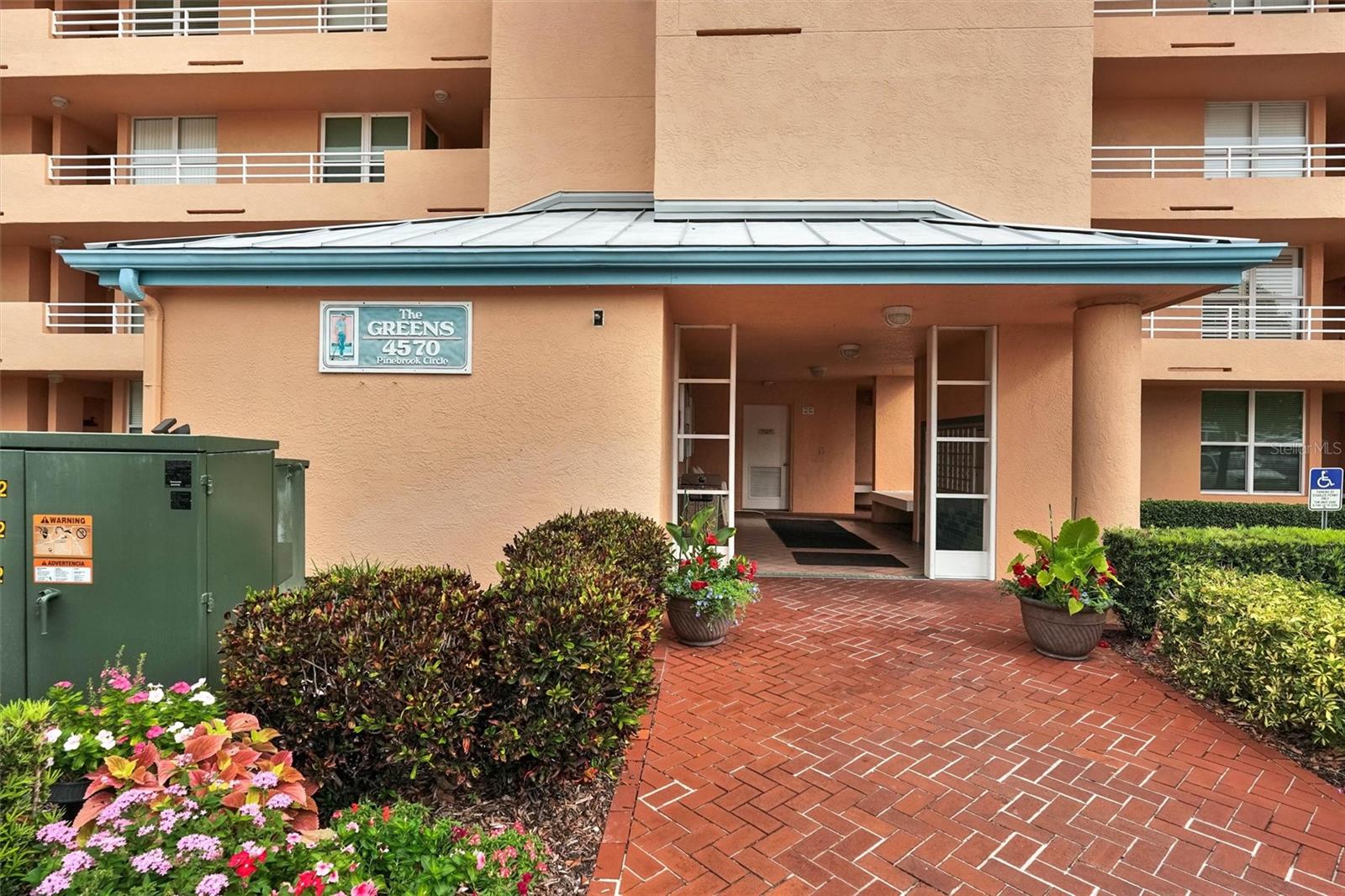 4570 Pinebrook Circle Circle, FL
