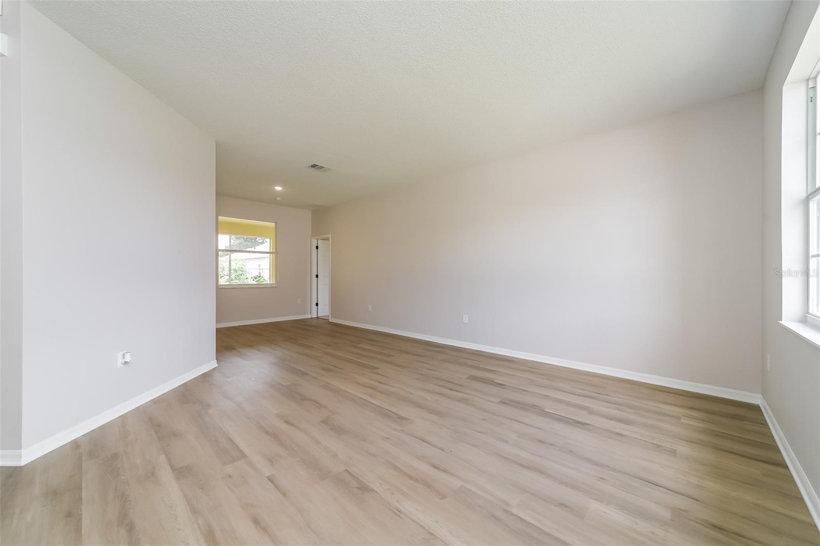 539 Brentford Court, FL