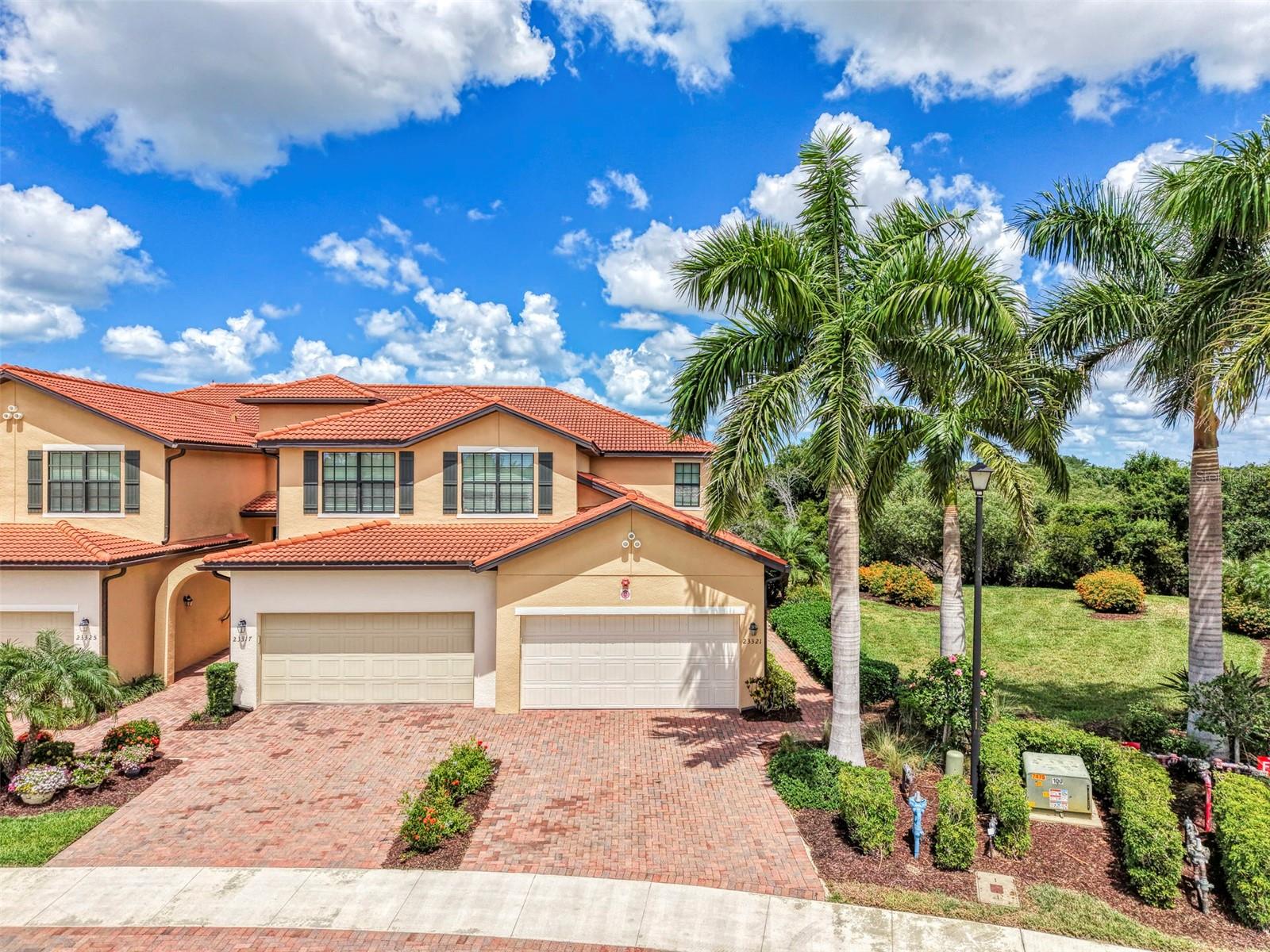 23321 Awabuki Dr #8-102, FL