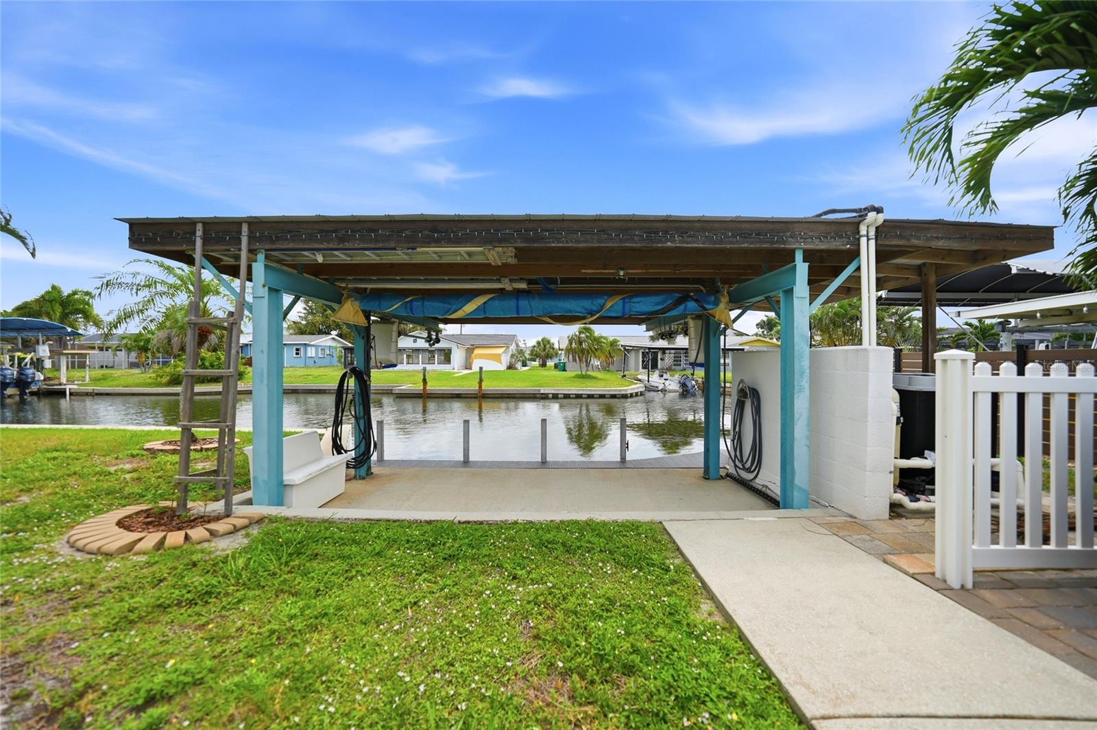 1433 Lemon Bay Drive, FL