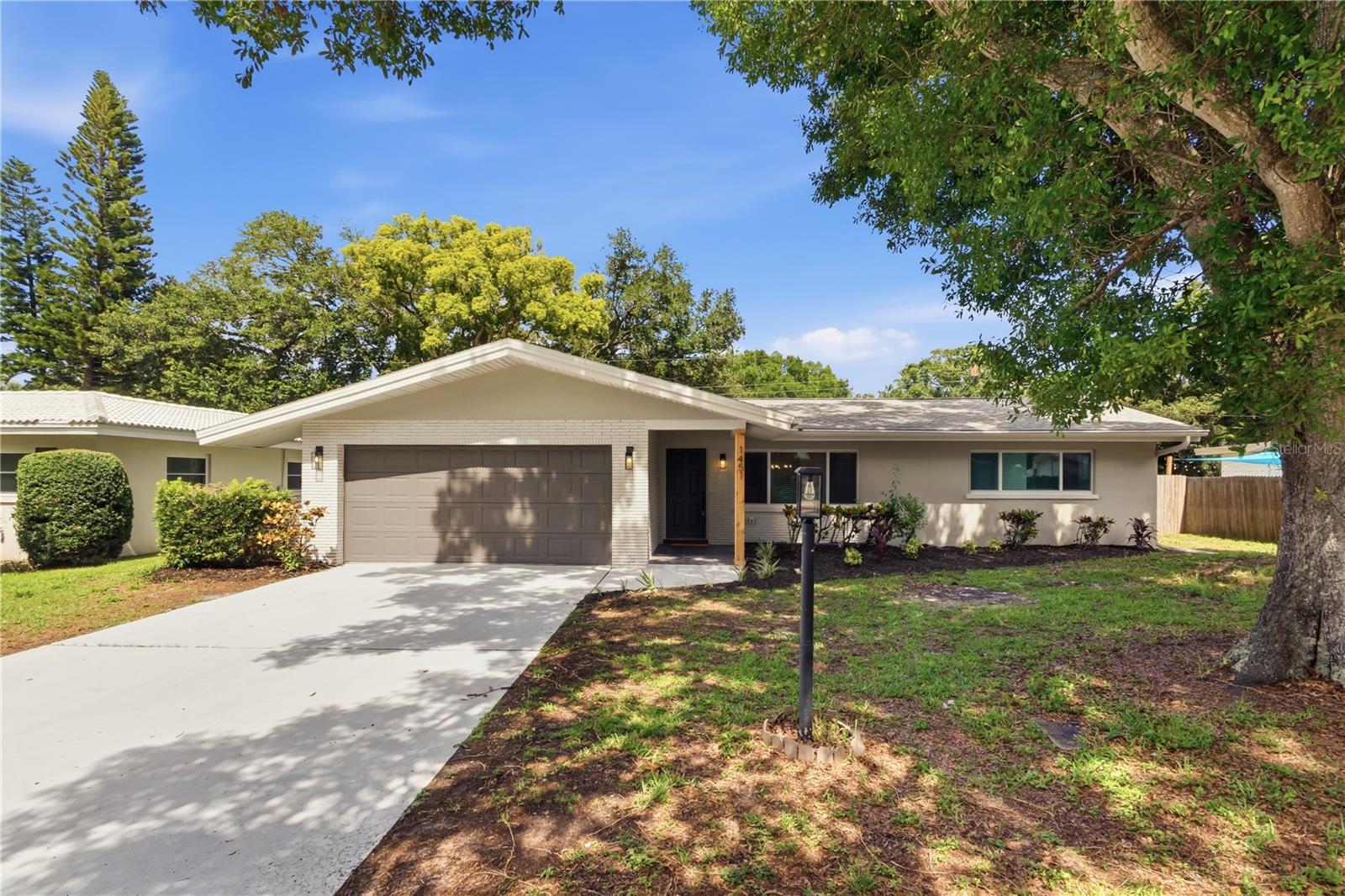 1451 S Duncan Ave, FL