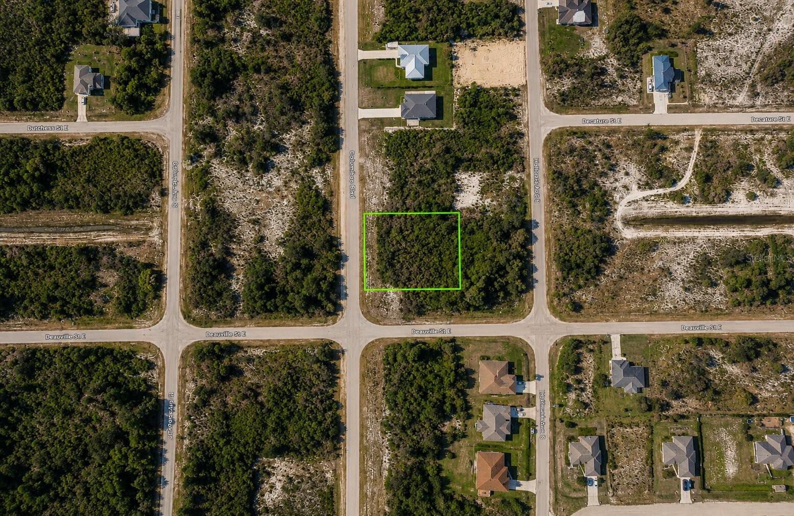 1123 Columbus Blvd S, FL