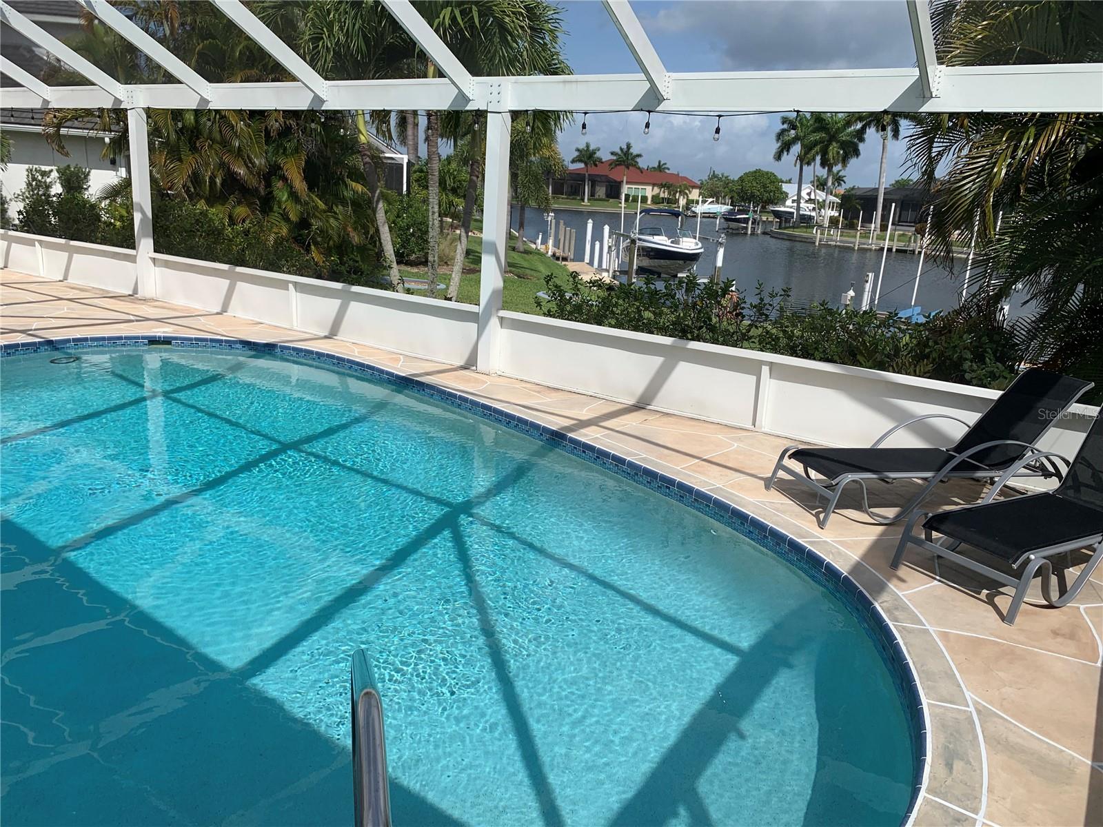 3727 Whippoorwill Court, FL
