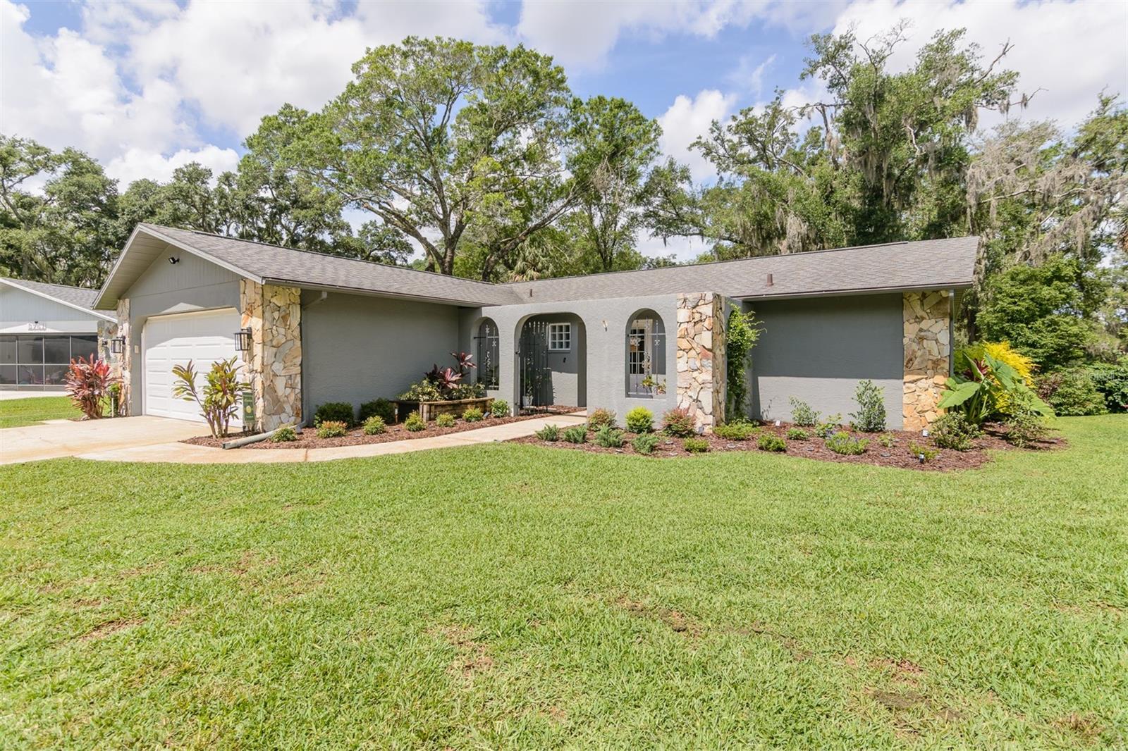 3745 Thornbush Lane, FL