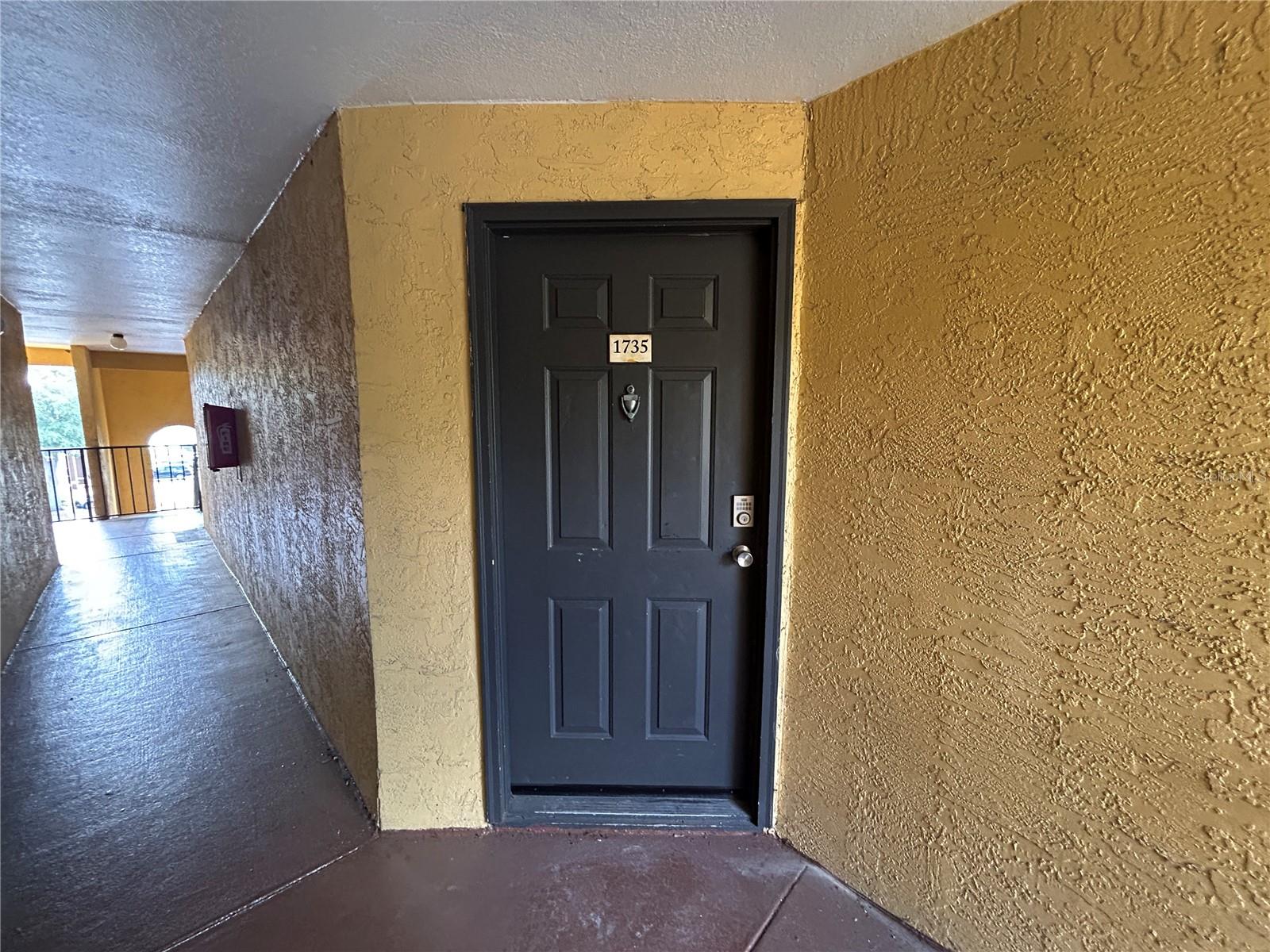 4512 Commander Drive, FL