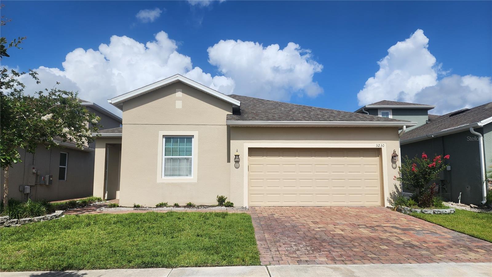3230 Stratton Cir, FL