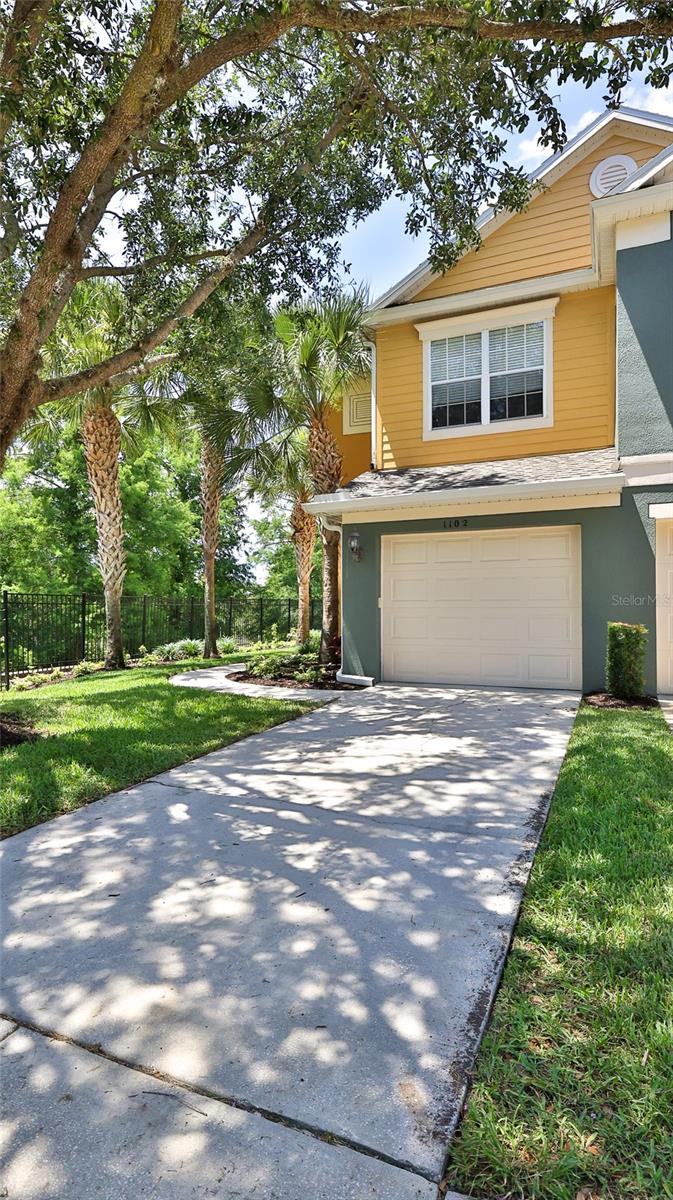 1102 Berkman Cir, FL