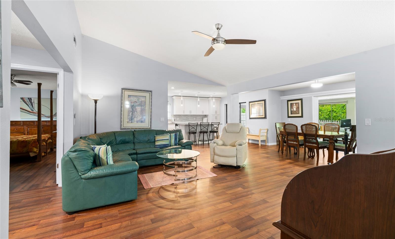 5 Wayland Place, FL