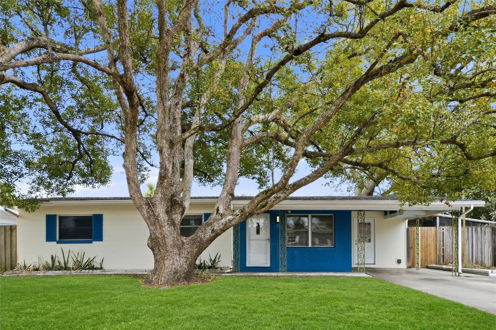 610 Ellendale Drive, FL