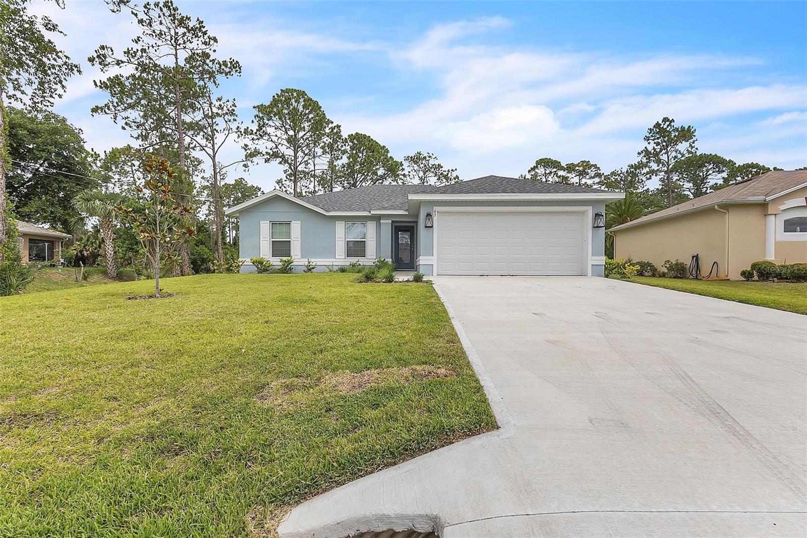 63 President Ln, FL