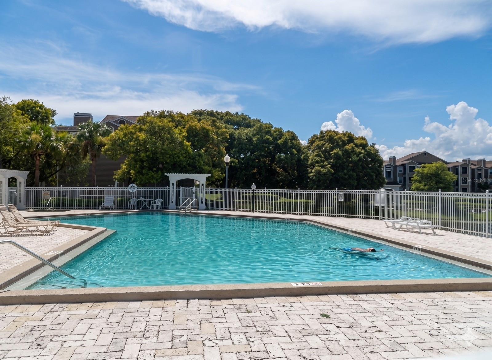 5530 Chrishire Way, FL