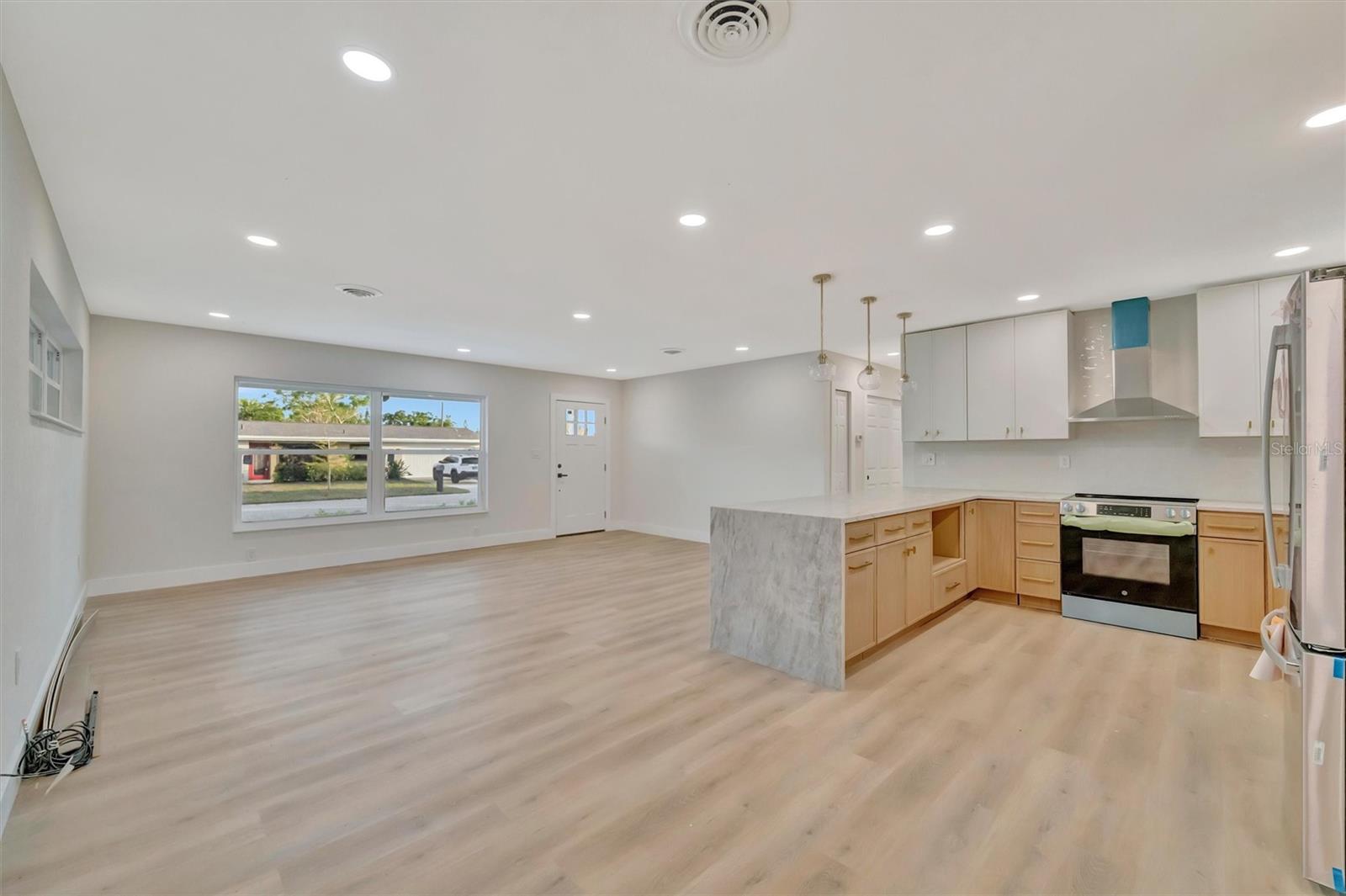 2705 Sunnyside Street, FL