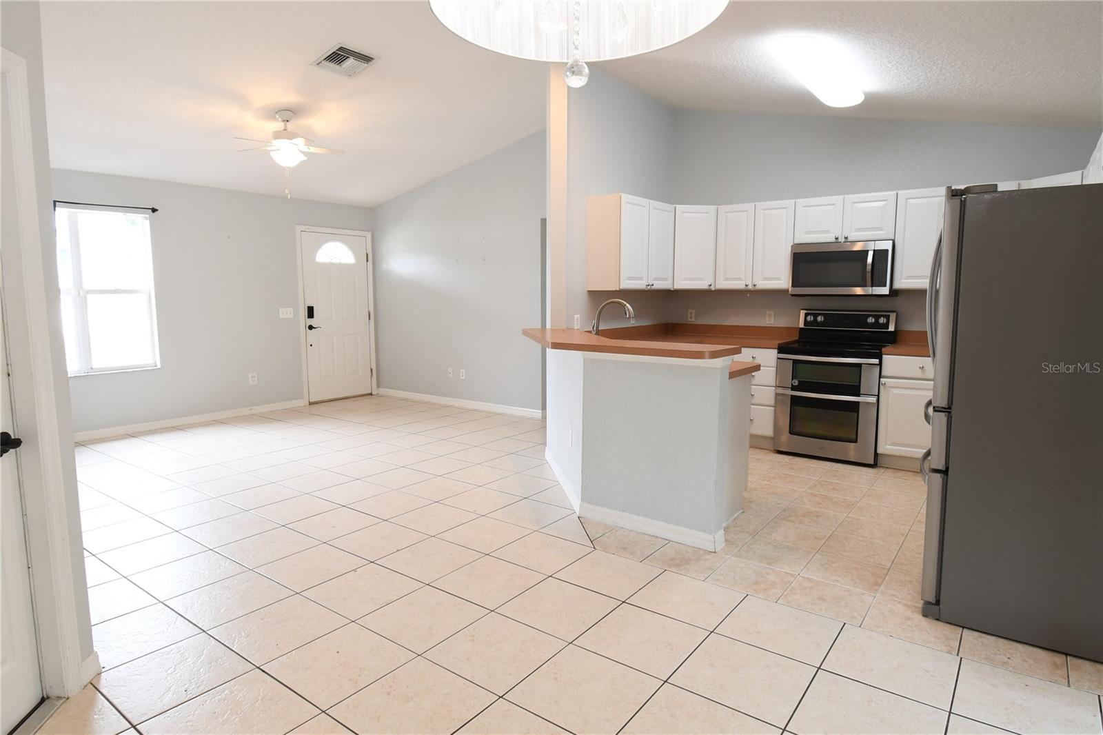 407 Cierra Oaks Circle, FL