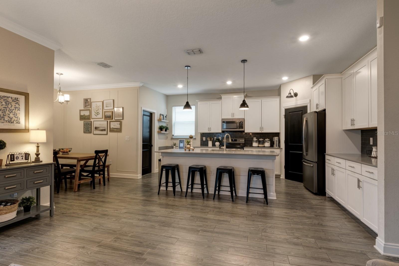 7542 Summerlake Groves Street, FL