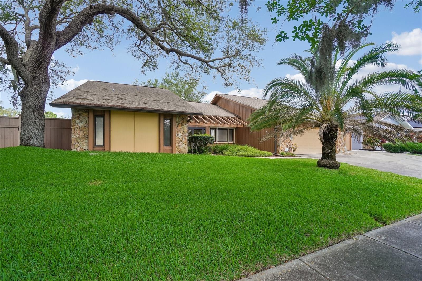 1168 Eniswood Parkway, FL