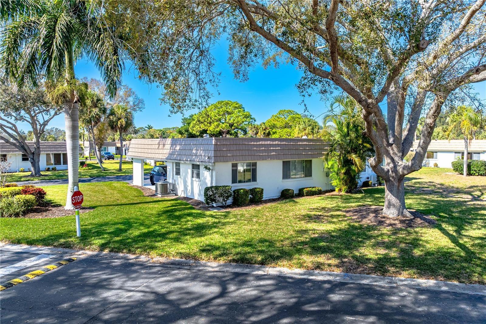 5440 Riverbluff Circle, FL
