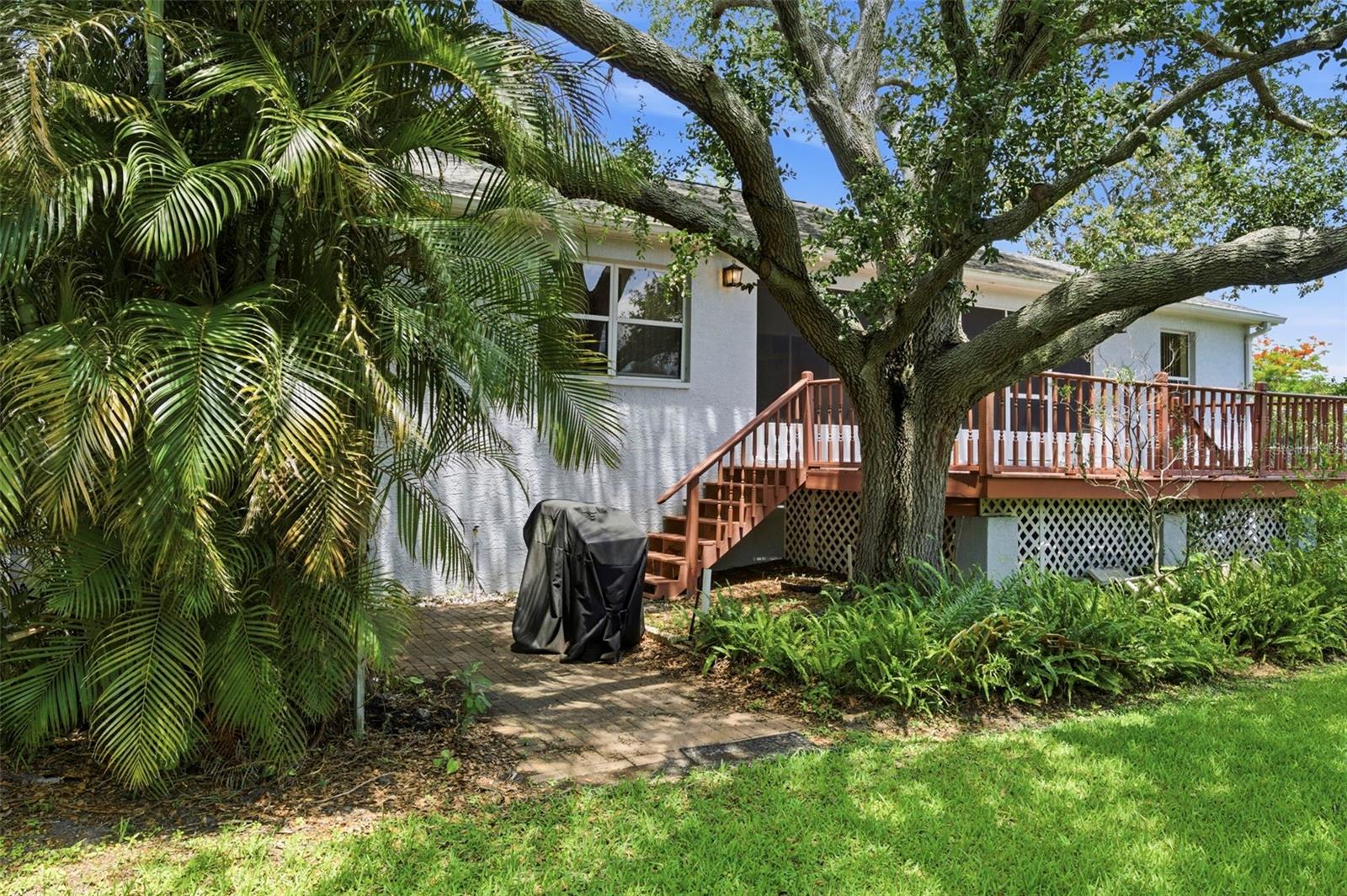 30 Glades Avenue, FL