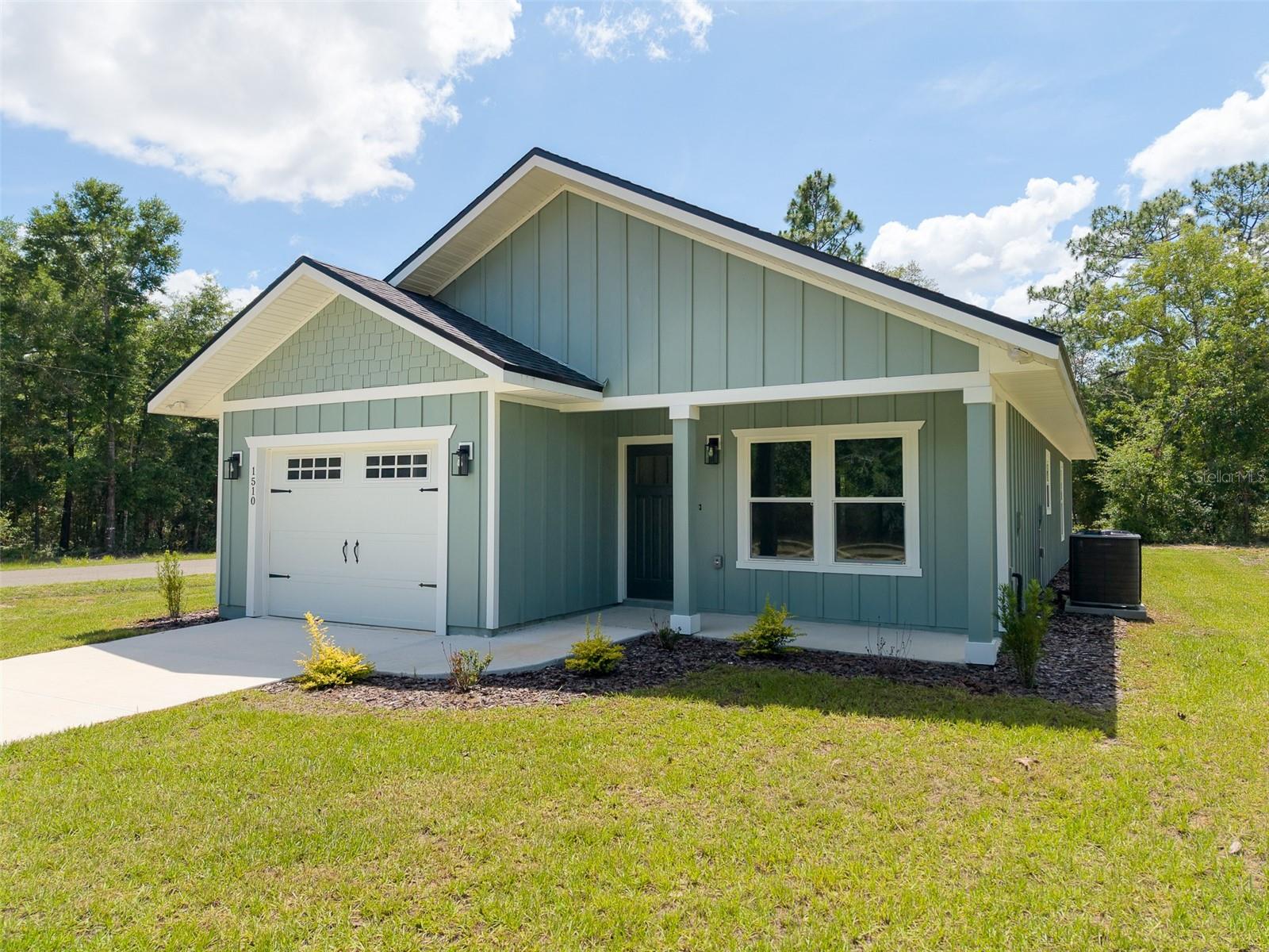 1510 Ne 156th Ter, FL