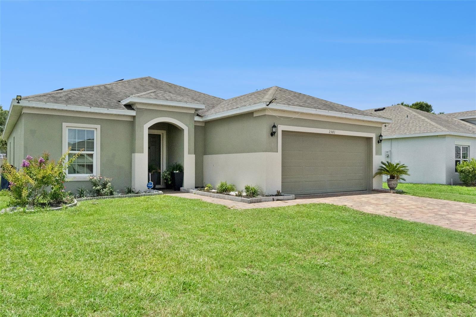 2581 Wadeview Loop, FL