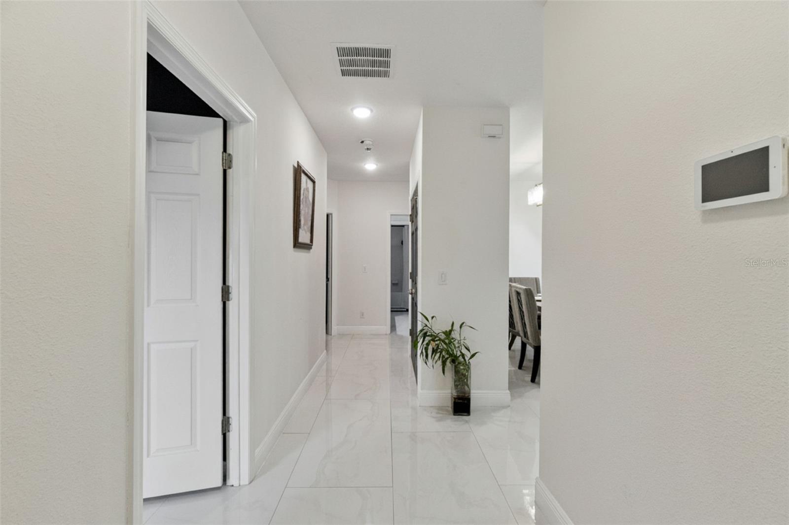 2581 Wadeview Loop, FL