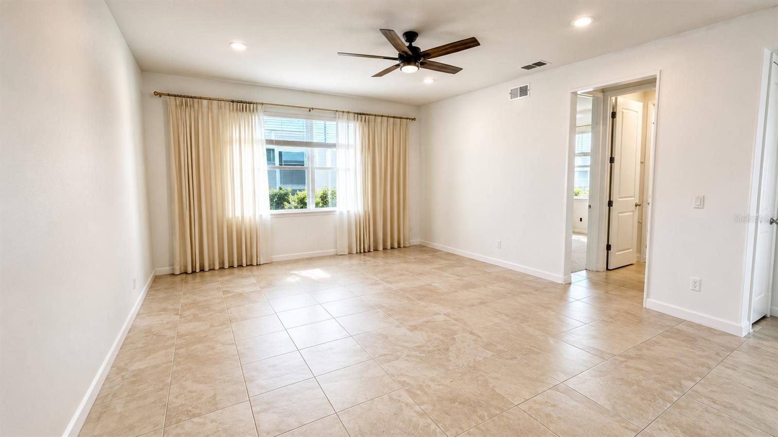 2286 Nuthatch Street, FL