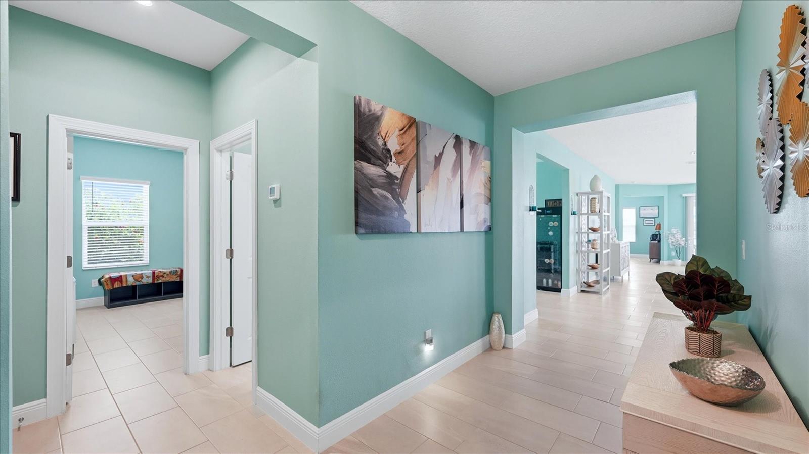 6230 Roadstead Court, FL