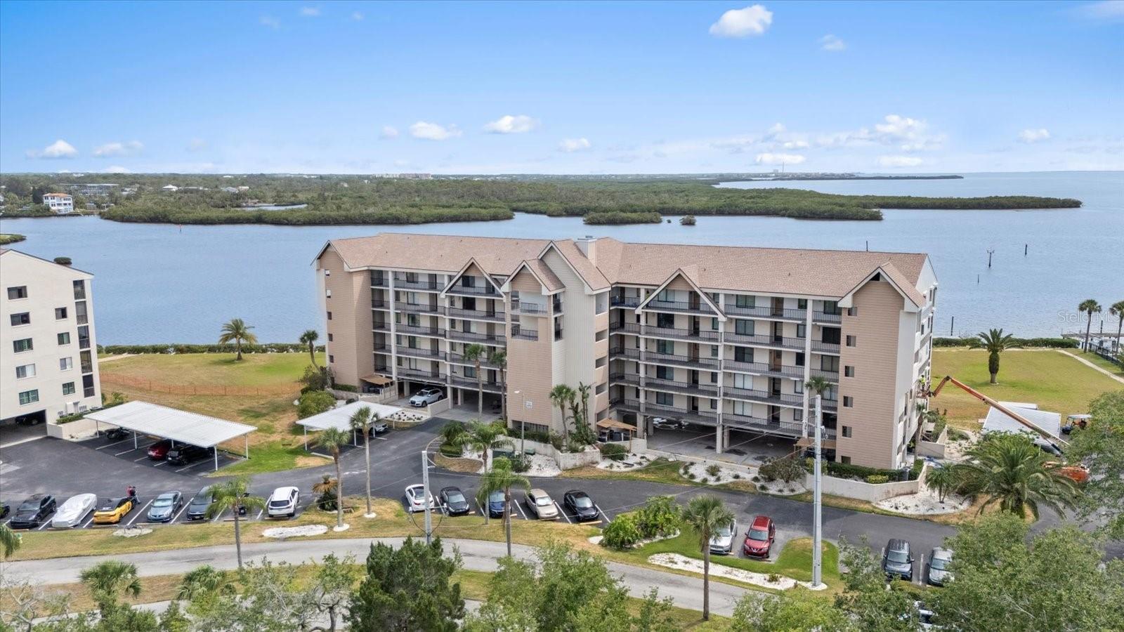 4550 Bay Boulevard, FL