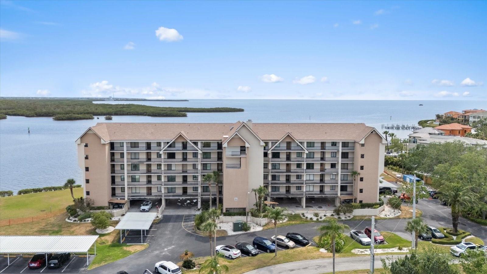 4550 Bay Boulevard, FL